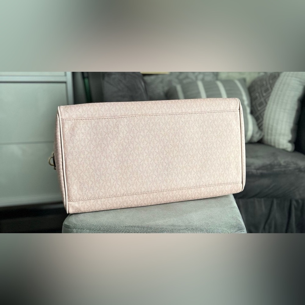 💝LAST CHANCE💝Michael Kors Travel Bag NWT $698 retail - Picture 4 of 5